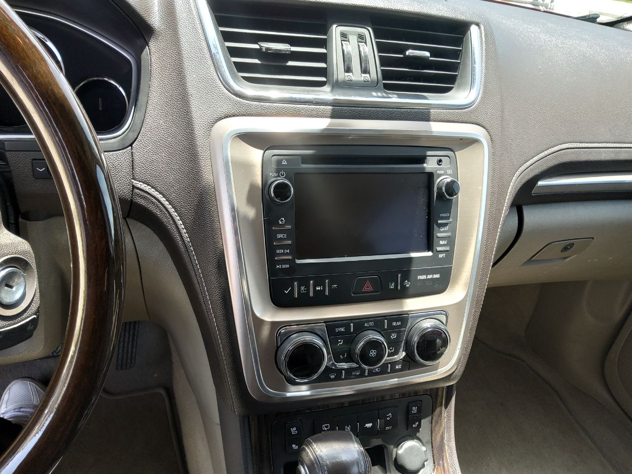 GMC Acadia SUV weekly rental at SPG Fleet Co
